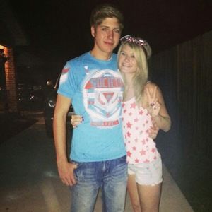 Meet your Posher, Tye